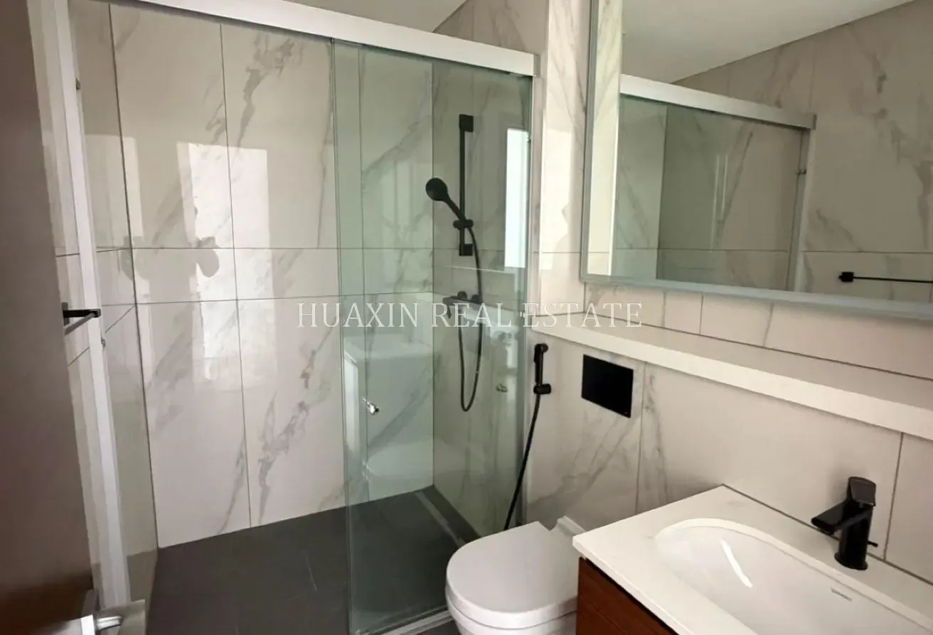 High Floor | Ras Al Khor View | 3br + Maid