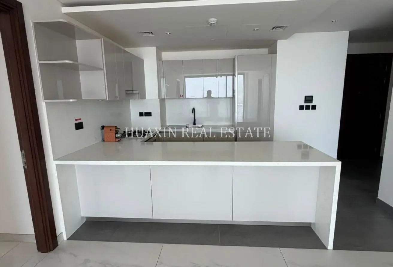 High Floor | Ras Al Khor View | 3br + Maid