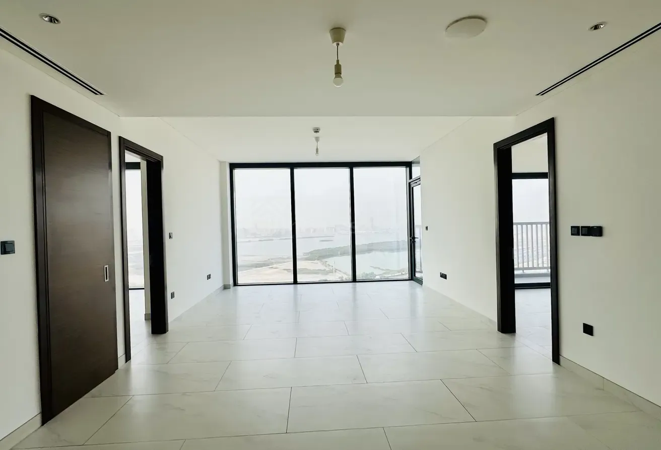 Dubai Creek View | High Floor | 3 B/R + Maid Room