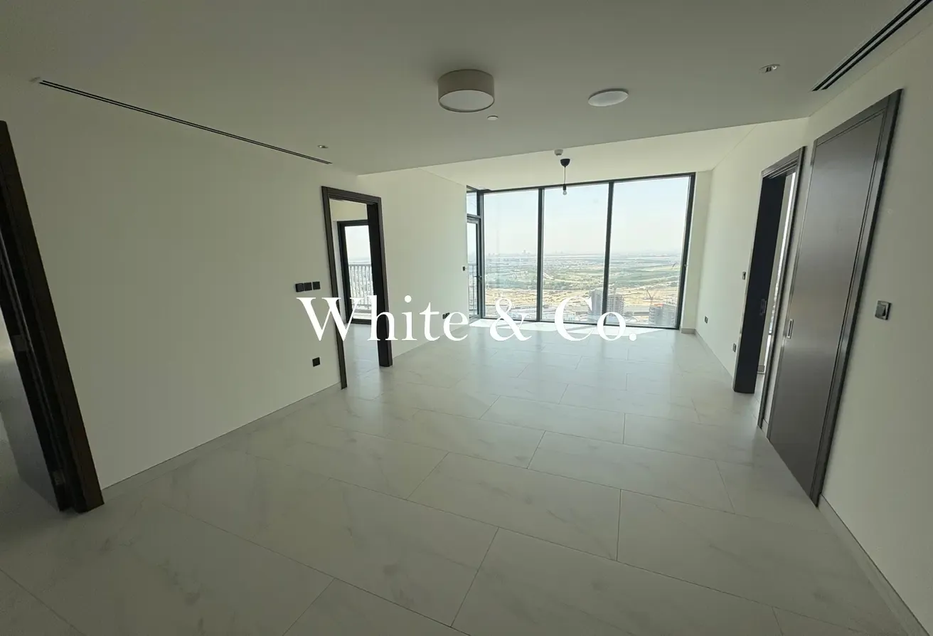 Vacant Now | Best Layout | Stunning View