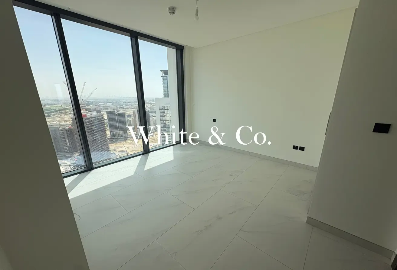 Vacant Now | Best Layout | Stunning View