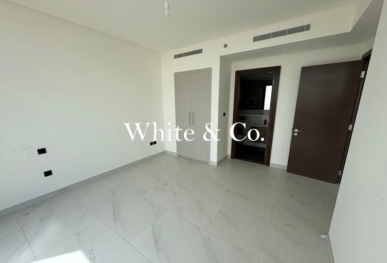 Vacant Now | Best Layout | Stunning View