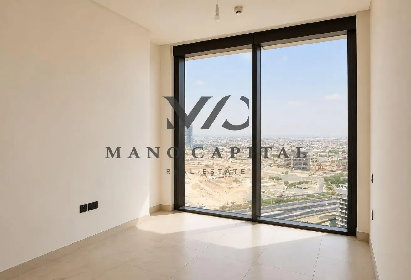 PANORAMIC RAS AL KHOR & DUBAI SKYLINE VIEW