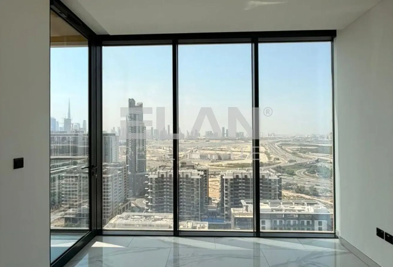 3 Bed+Maids| Burj View| High Floor|Ready To Move