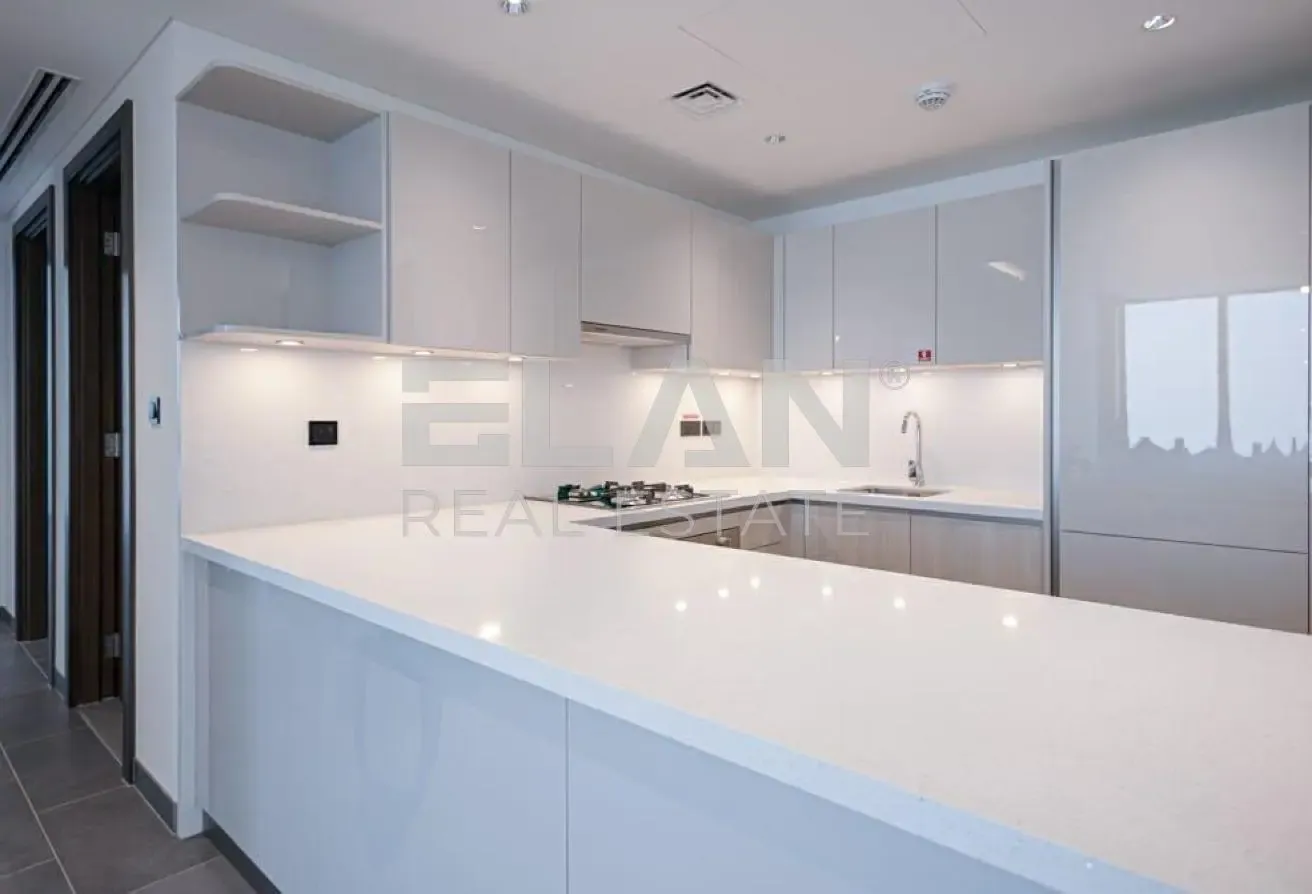 3 Bed+Maids| Burj View| High Floor|Ready To Move