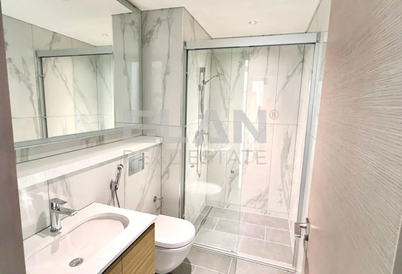 3 Bed+Maids| Burj View| High Floor|Ready To Move