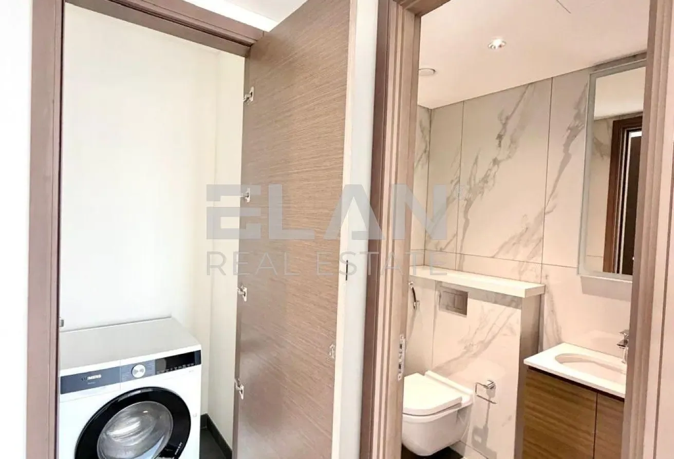 3 Bed+Maids| Burj View| High Floor|Ready To Move