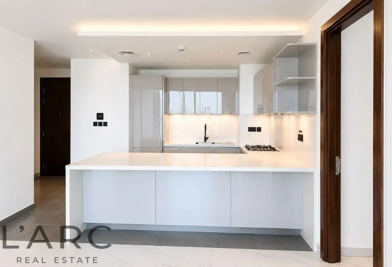Unfurnished | High Floor | Brand new