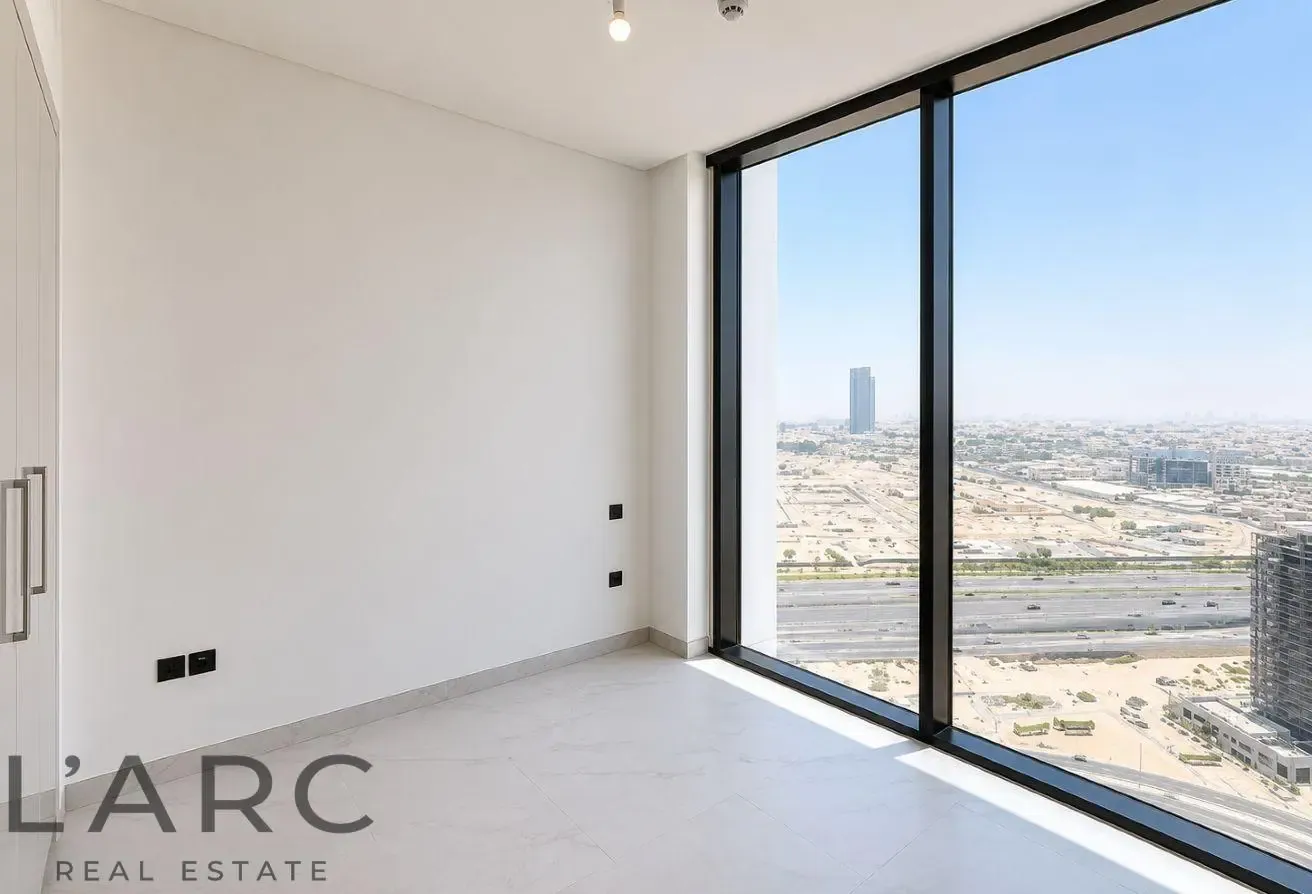 Unfurnished | High Floor | Brand new