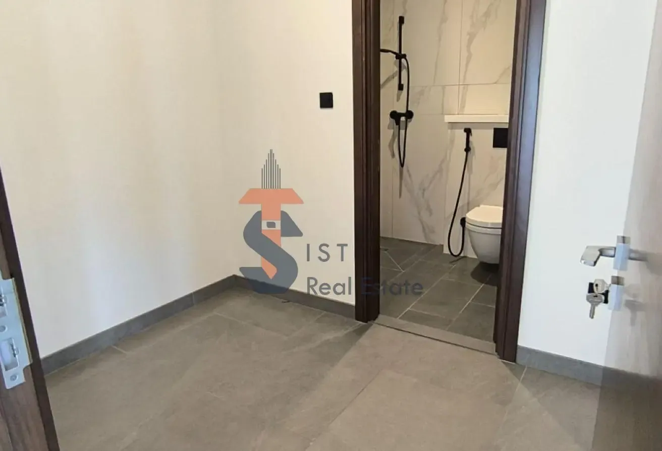 Downtown Skyline | High Floor | Ready Now