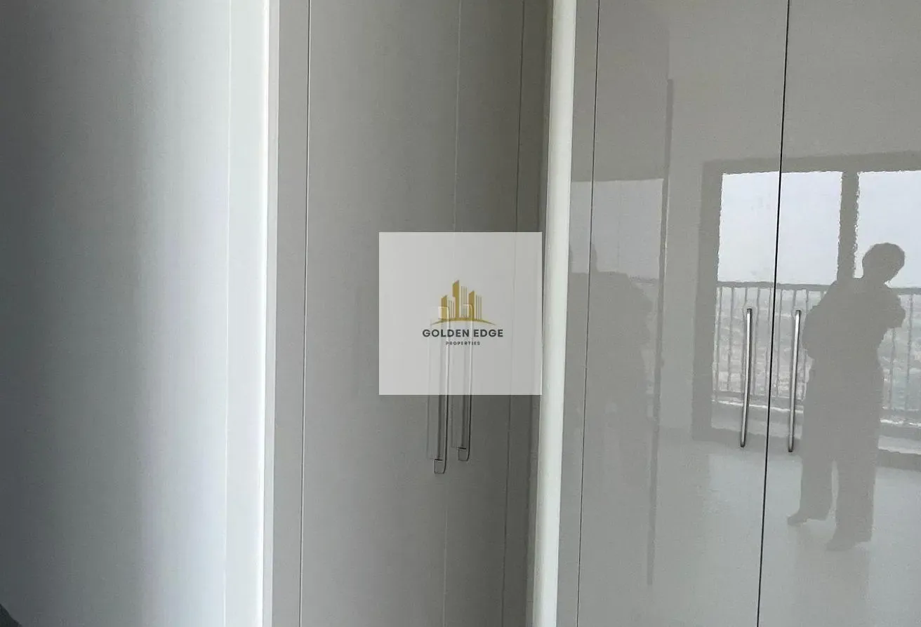HIGH FLOOR | BRIGHT UNIT | DISCOUNTED PRICE |