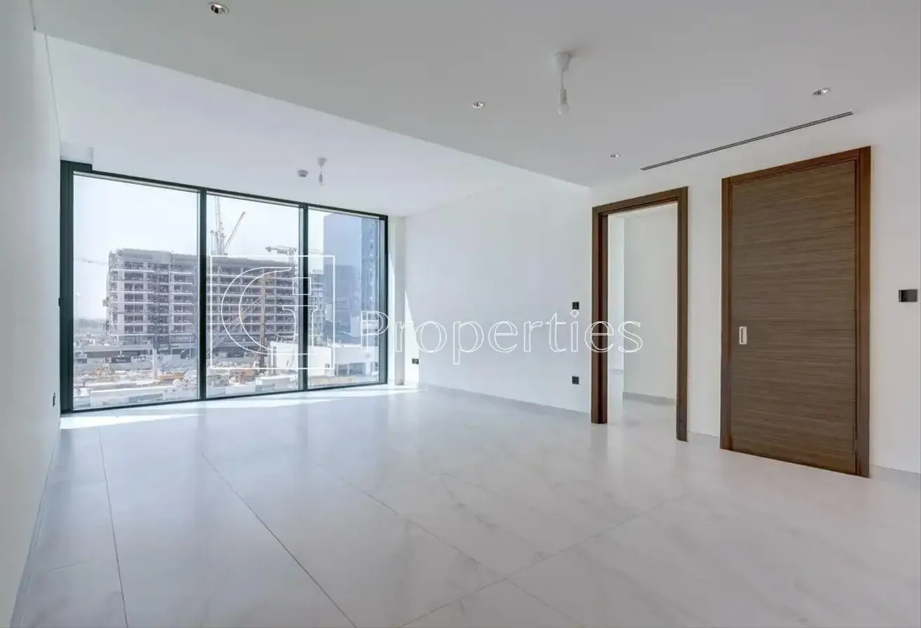 Crystal Lagoon | Brand New | Unfurnished | Vacant