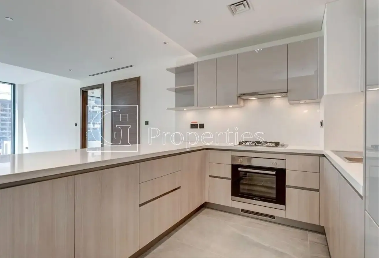 Crystal Lagoon | Brand New | Unfurnished | Vacant
