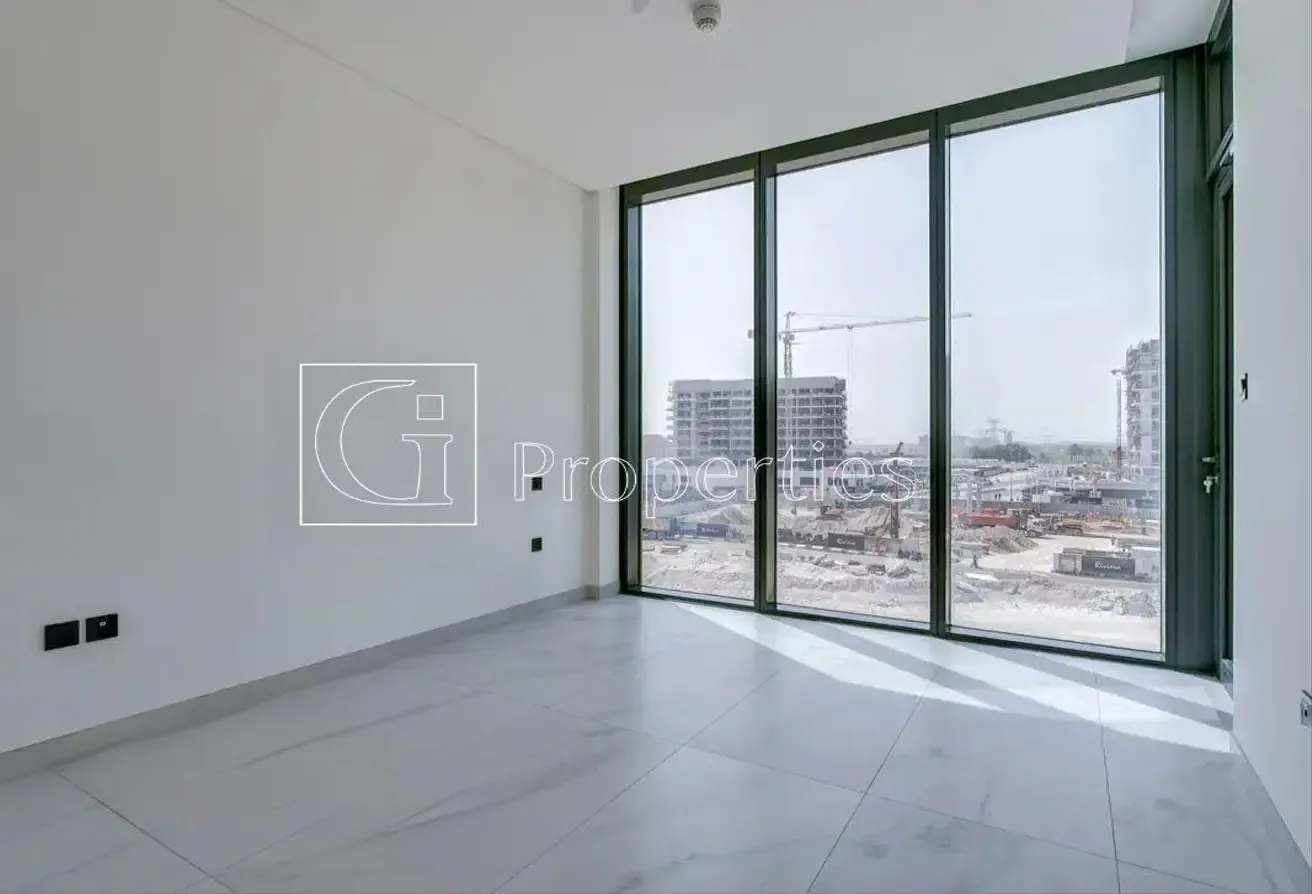 Crystal Lagoon | Brand New | Unfurnished | Vacant