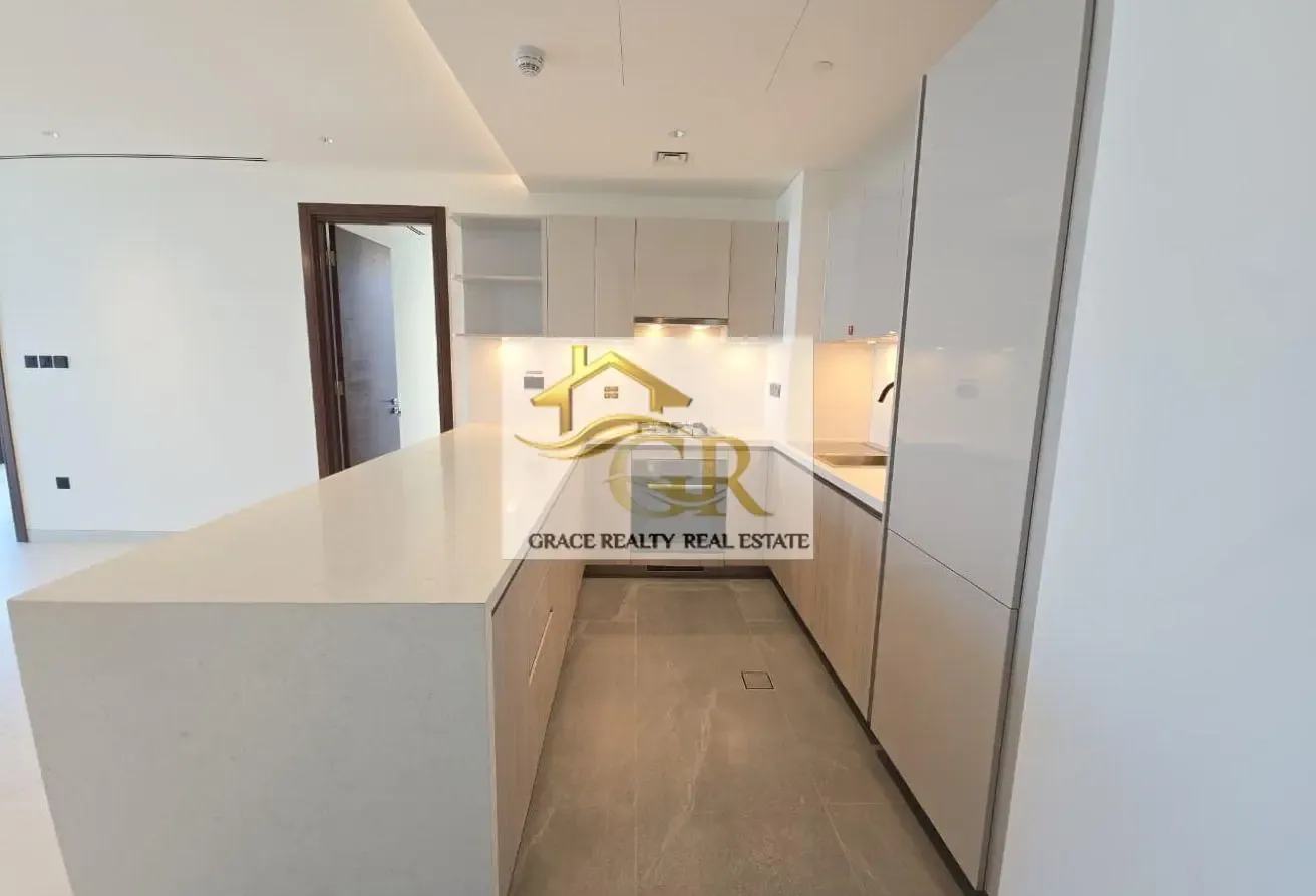 Creek View 3BR +Maid | Lower Floor