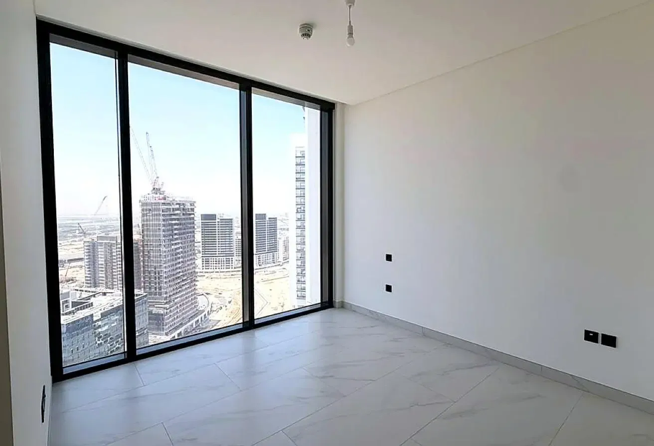 Lowest Rent | High Floor | Vacant