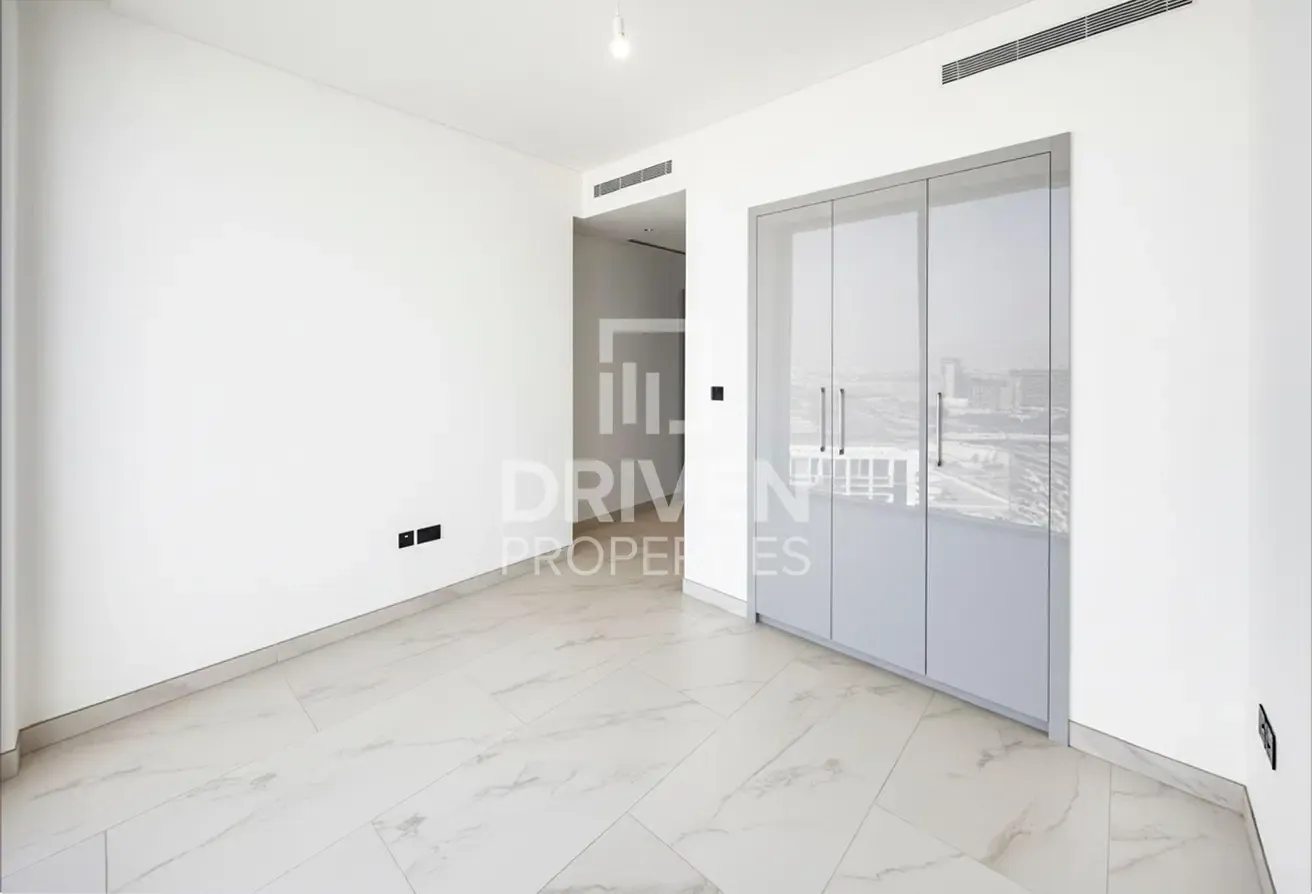 Best Layout | Prime Location | High Floor