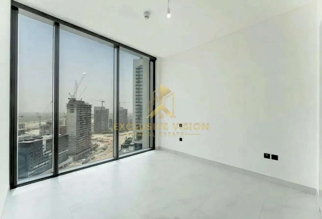 Luxury 3-Bed Apt with Skyline View Sobha Hartland