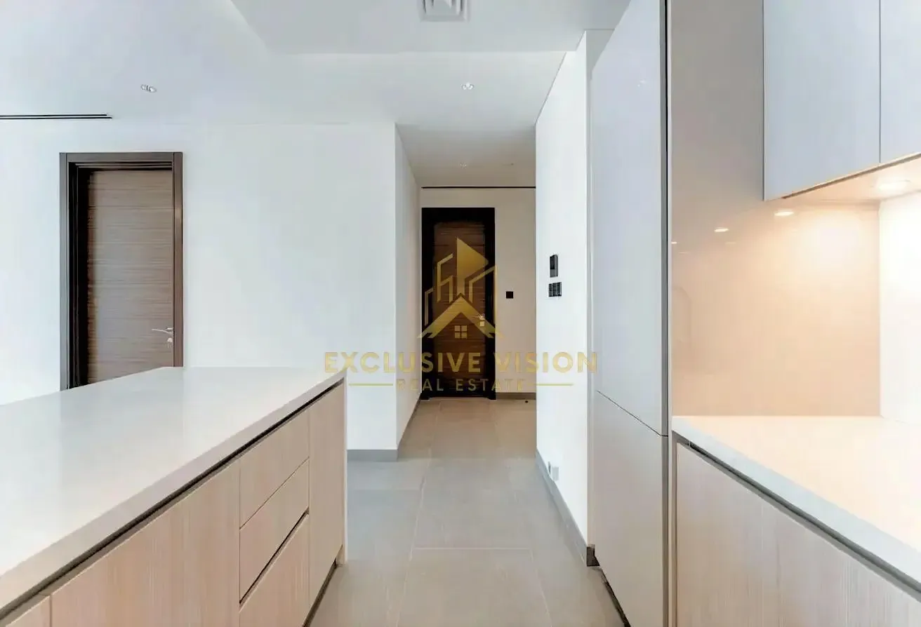 Luxury 3-Bed Apt with Skyline View Sobha Hartland