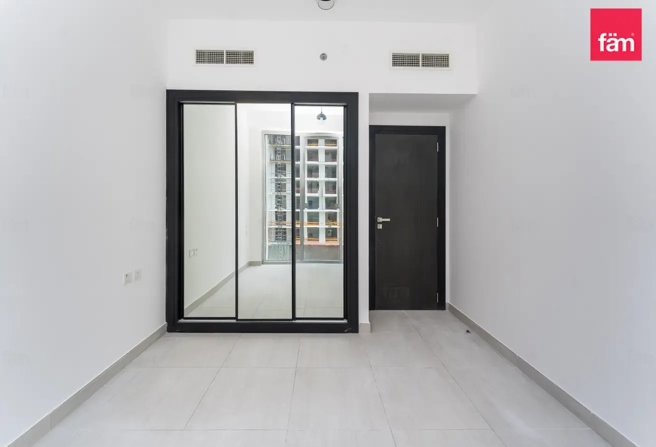 Spacious 2BR | Exclusive | 90K | Maison VI