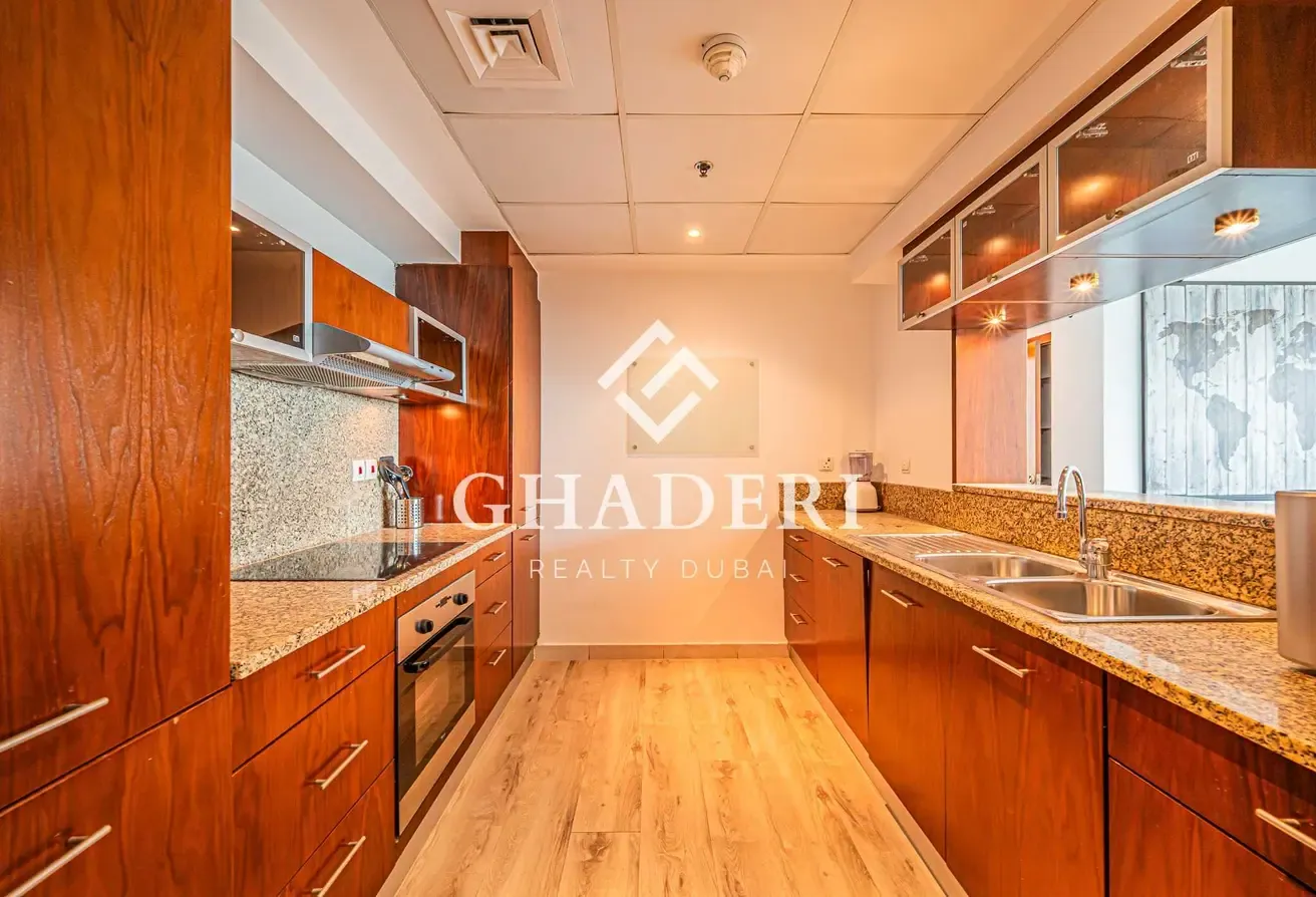 Full Marina View | High Floor | Vacant mid September
