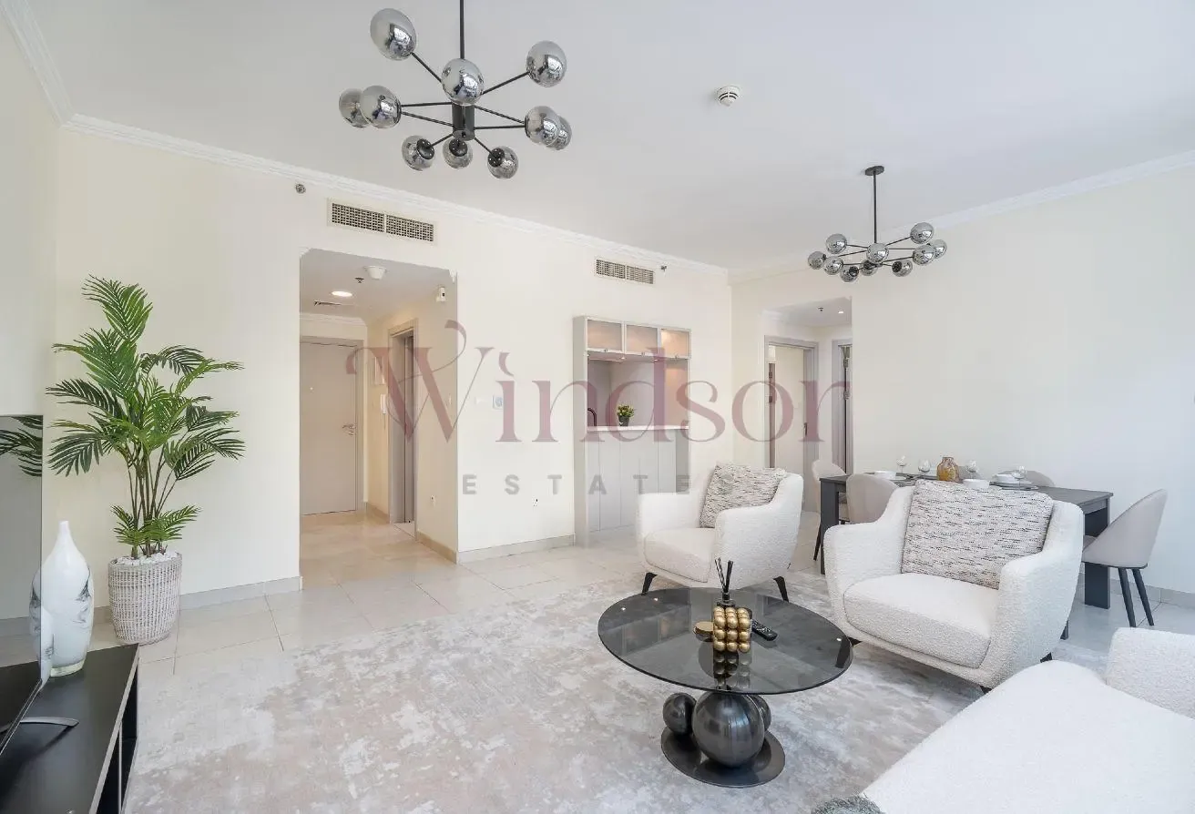 12 Cheques | Pet Friendly | Upgraded