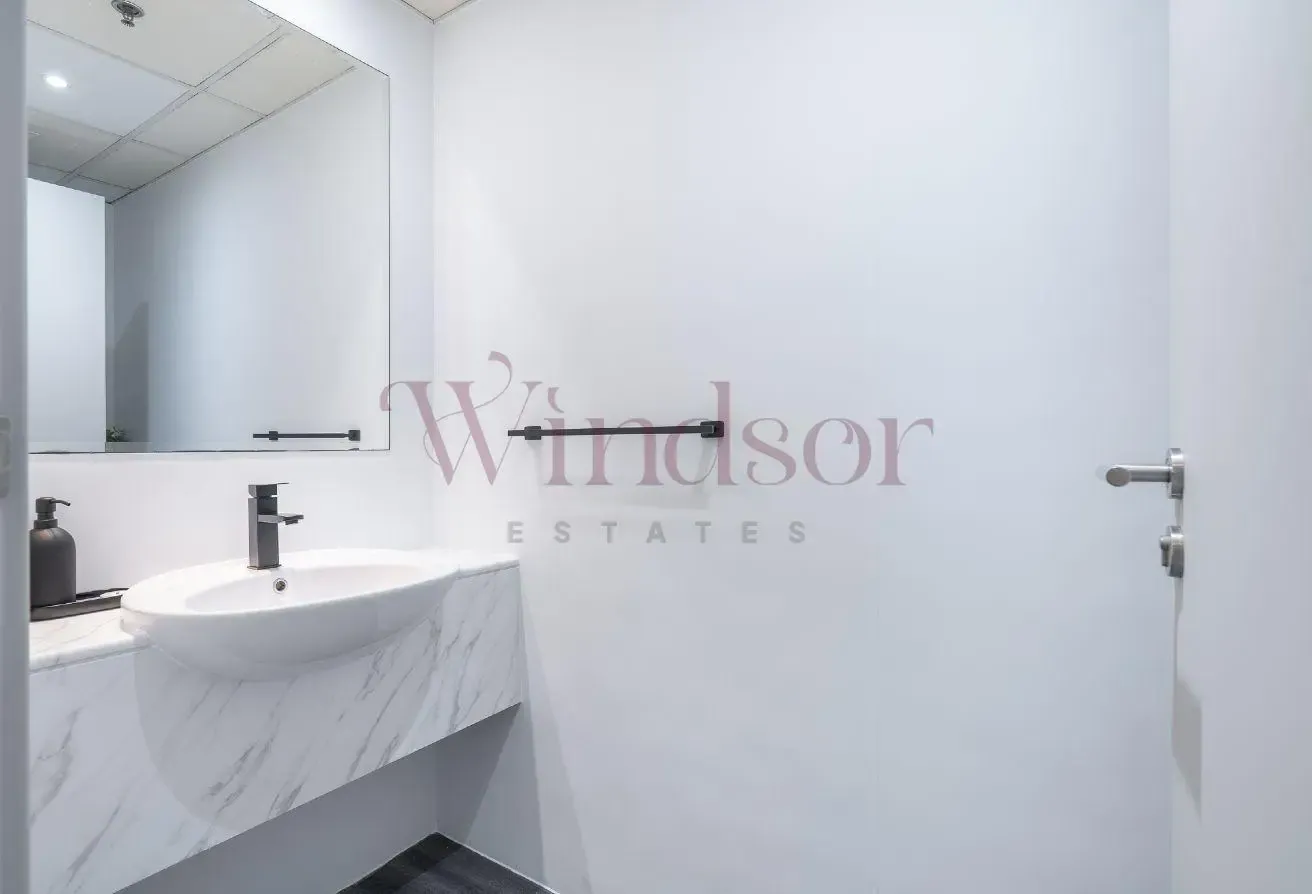 12 Cheques | Pet Friendly | Upgraded