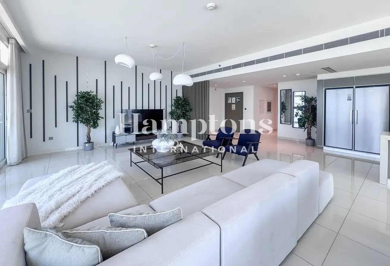 4+M Penthouse Full View | Largest Size | Furnished