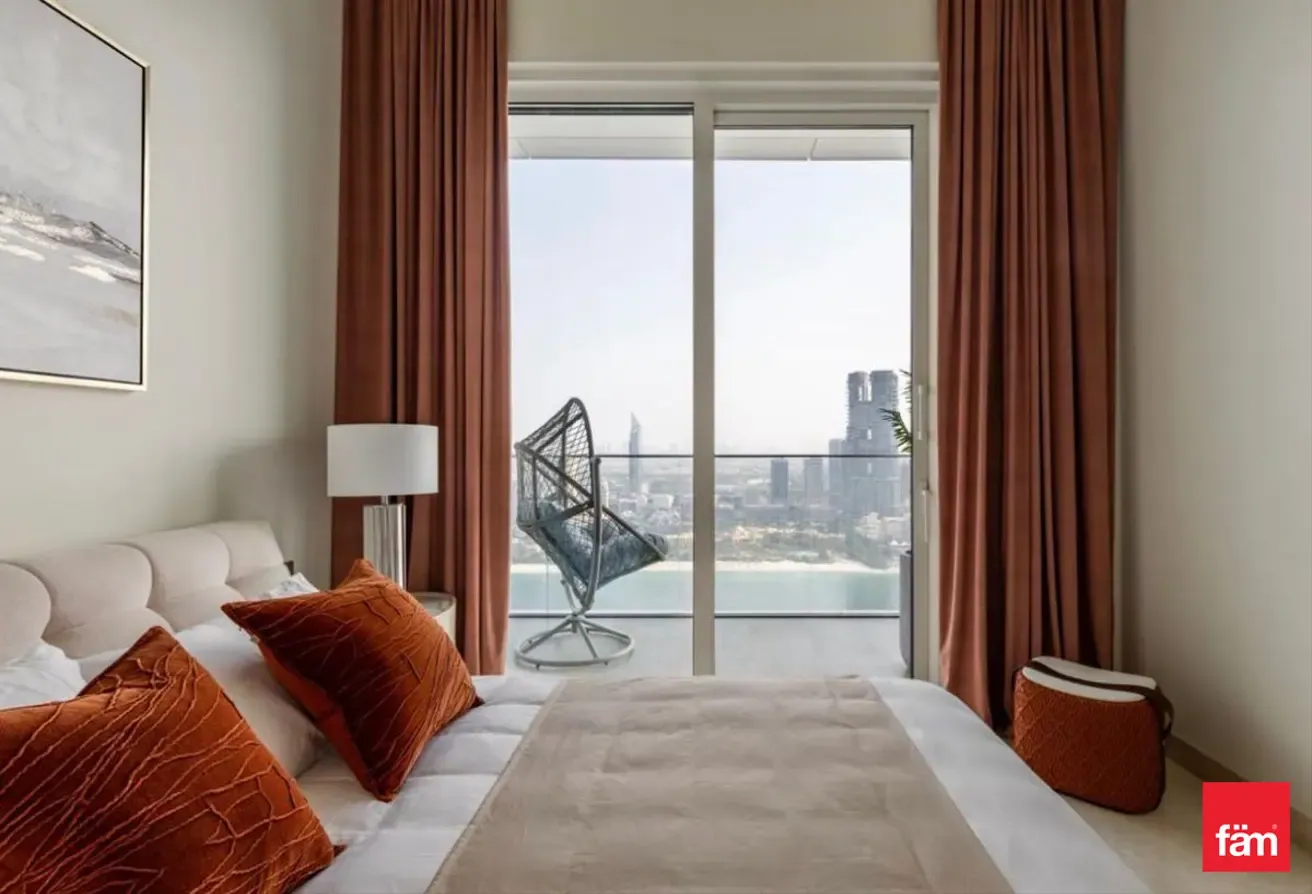 SPECTACULAR VIEWS I LUXURY FURNISHED I BRAND NEW