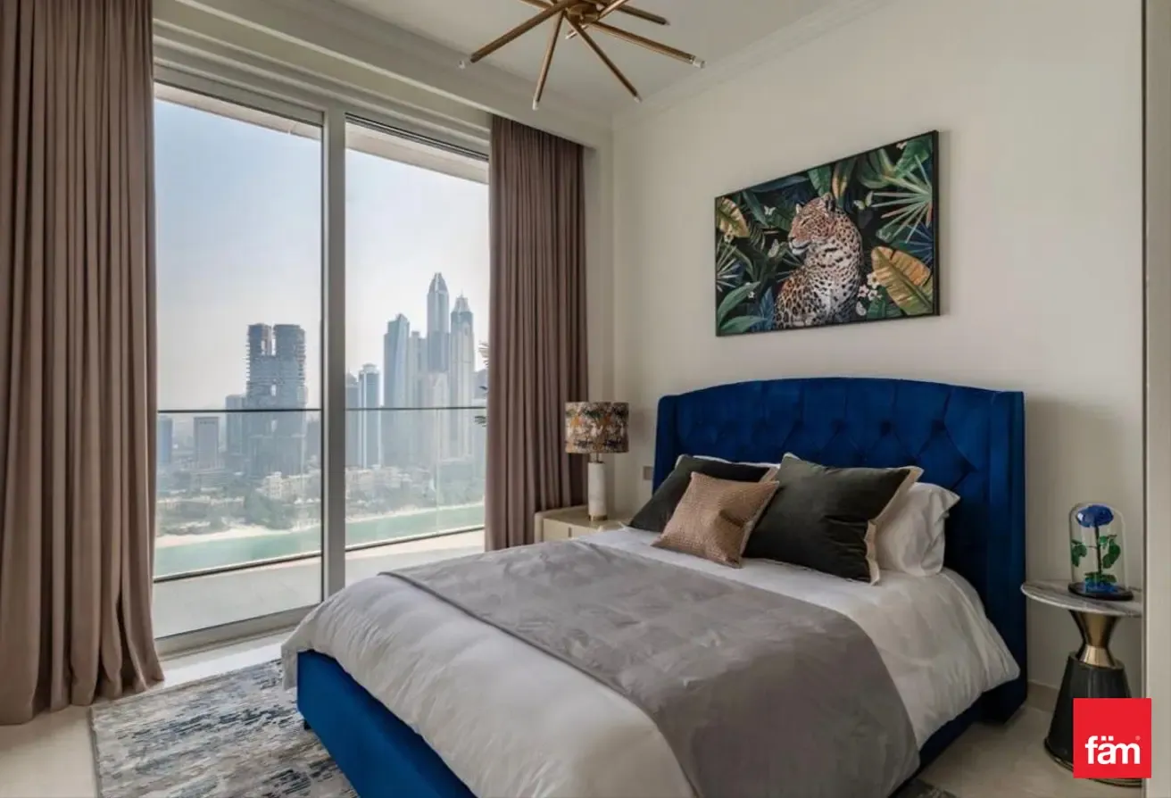 SPECTACULAR VIEWS I LUXURY FURNISHED I BRAND NEW