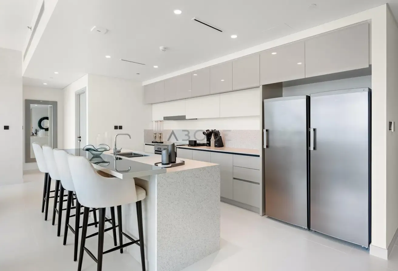 Top Floor 4BR | Marina Skyline View |Marina Vista