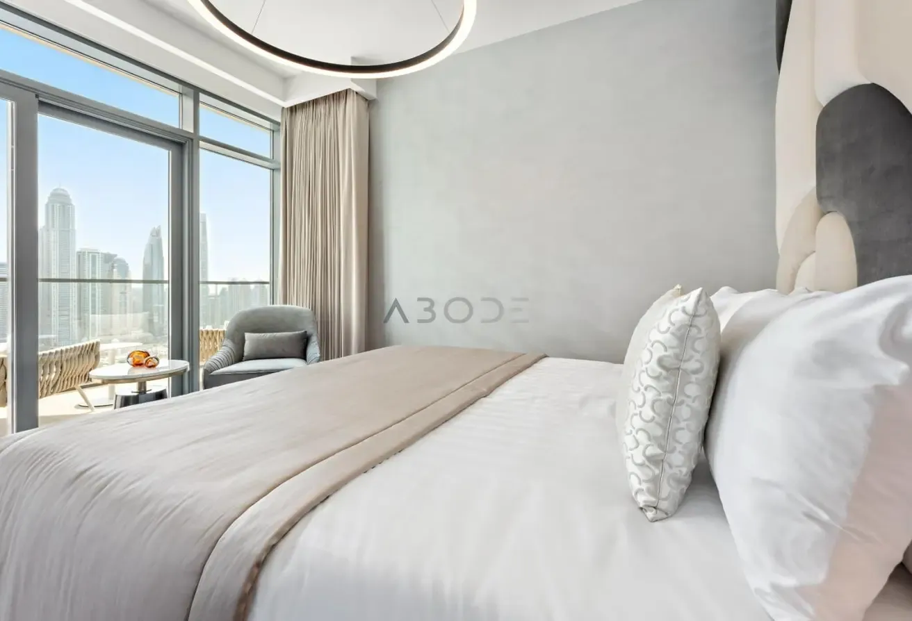 Top Floor | 4BR Marina Vista | Marina Skyline View
