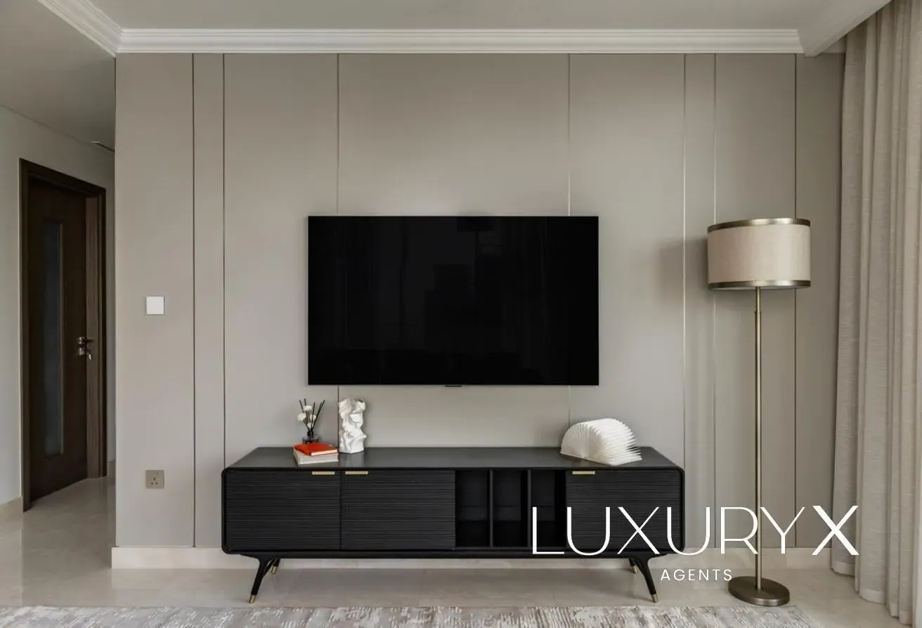 Penthouse Living | Vacant | Sea View
