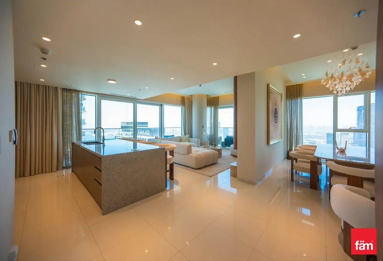 1 Of 1 Duplex | Fully Upgraded | Panoramic Views