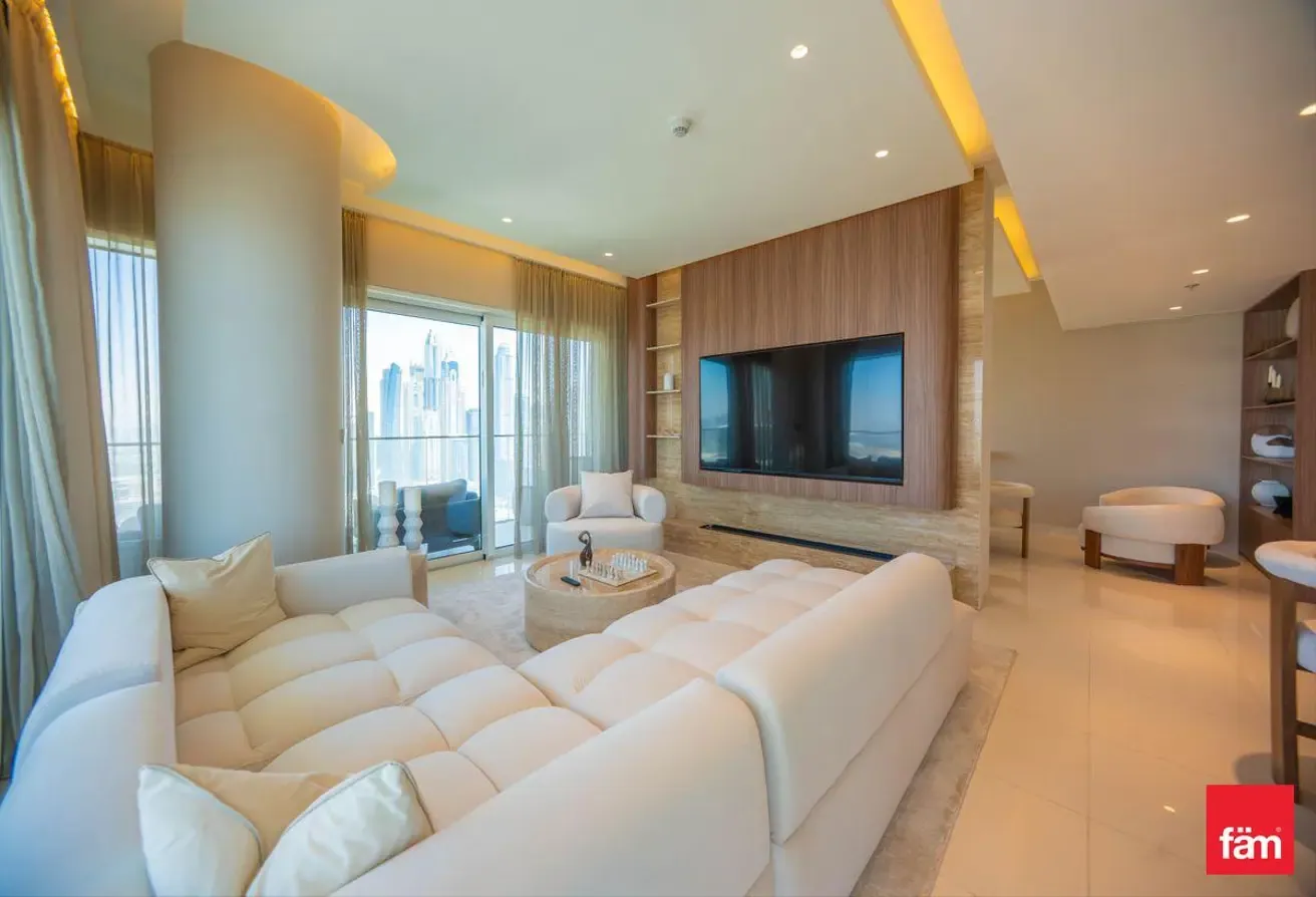 1 Of 1 Duplex | Fully Upgraded | Panoramic Views