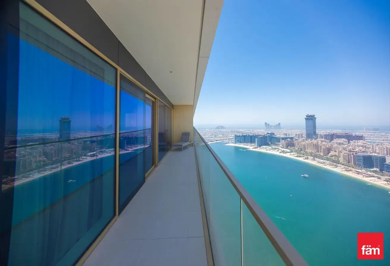 1 Of 1 Duplex | Fully Upgraded | Panoramic Views