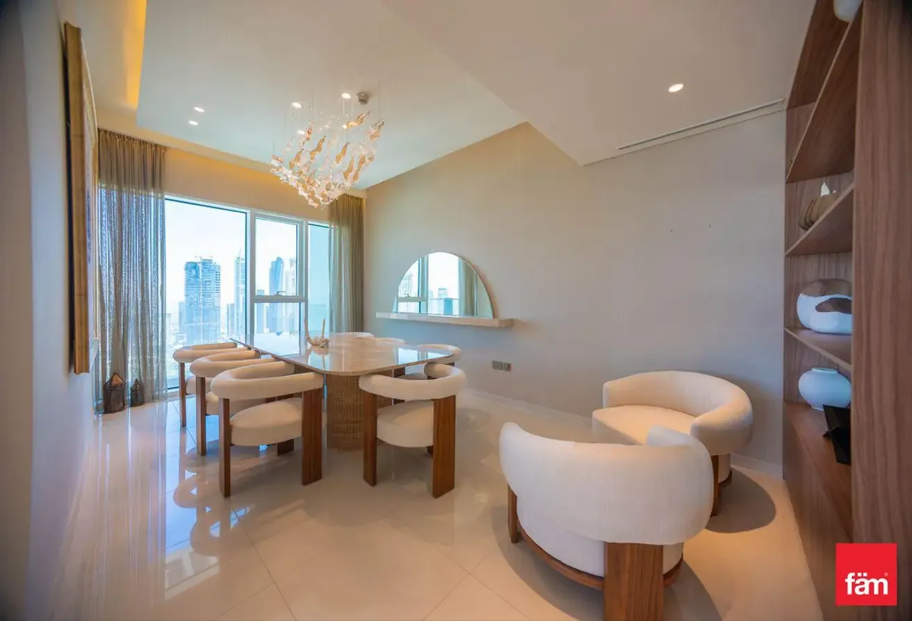 1 Of 1 Duplex | Fully Upgraded | Panoramic Views