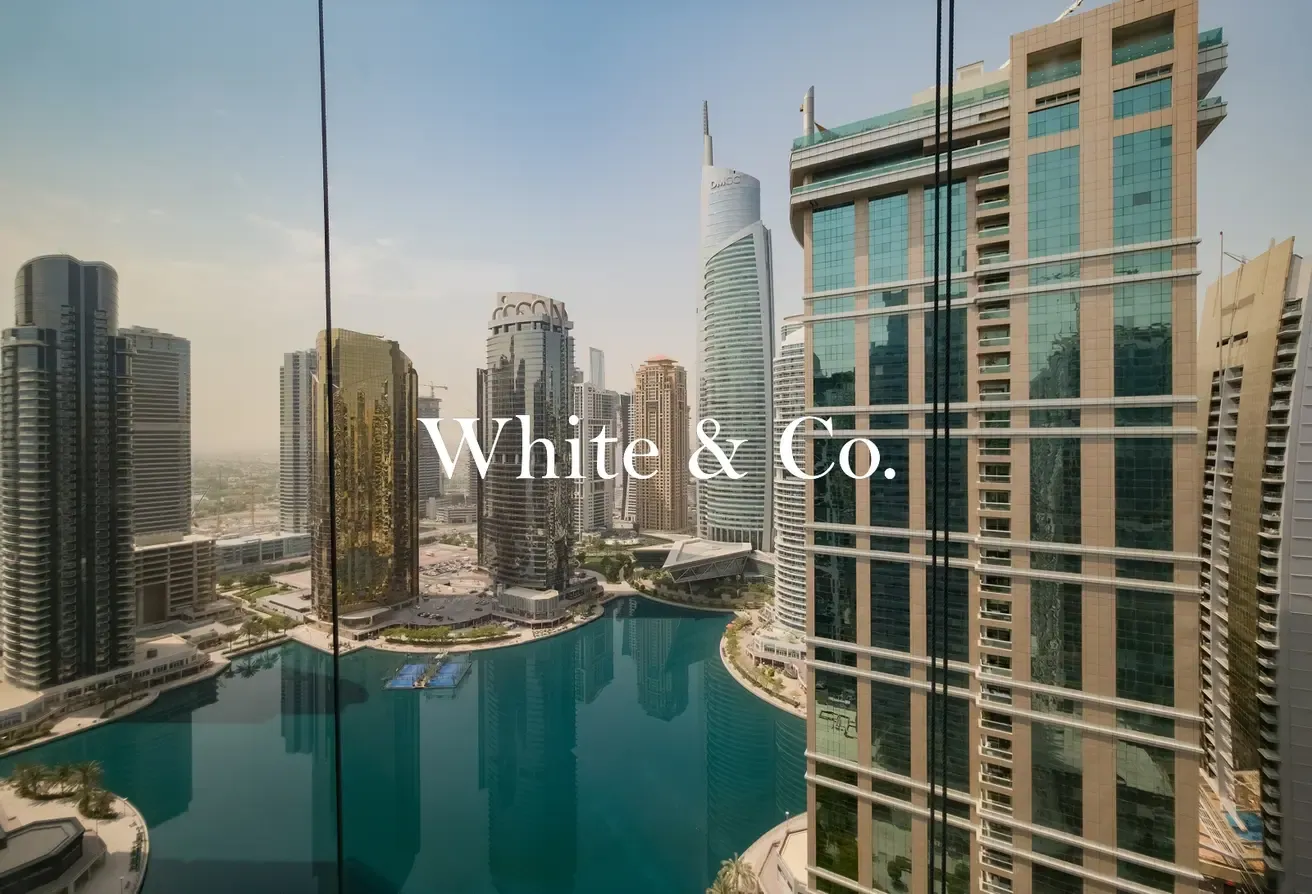 High Floor | Marina & Lake View | Bright