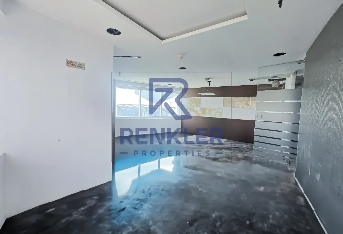 Partitioned | High Floor | Lake View | Close To Me