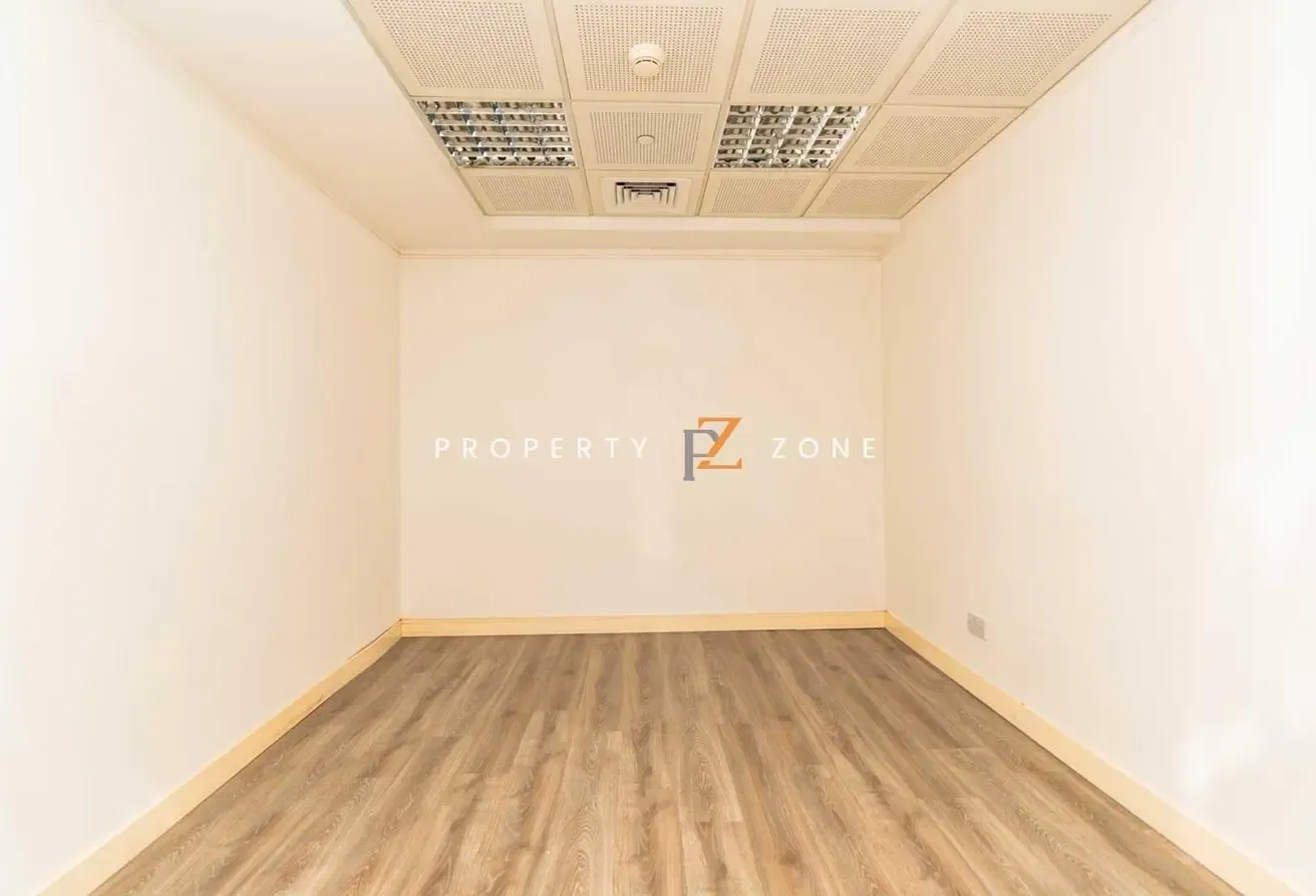 Grade A | Vacant | Fitted Office | Glass Partition