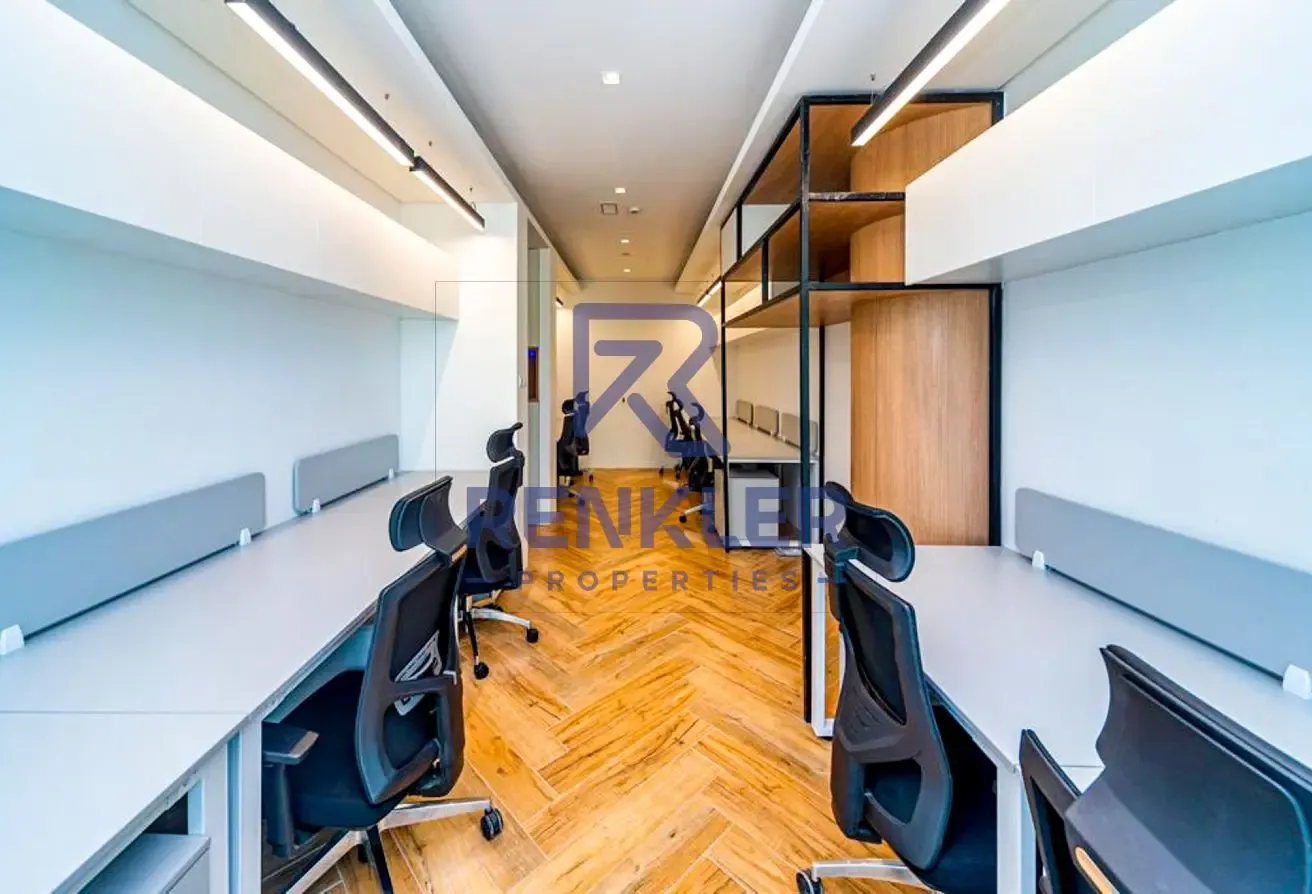 Canal View | Partition | Luxury | Vacant