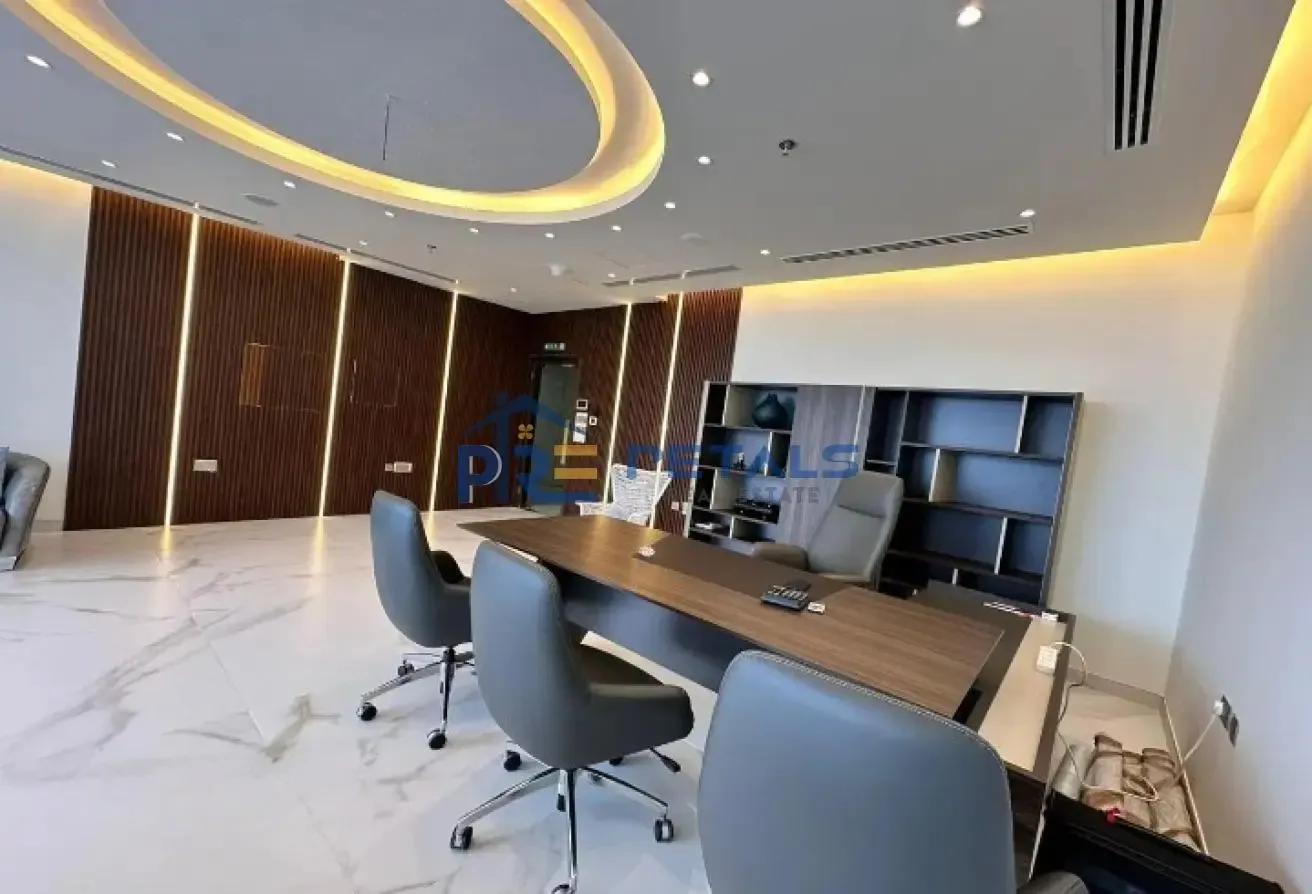 Full Canal View Fitted Office Ready to Move In