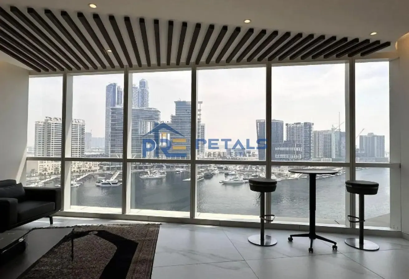 Full Canal View Fitted Office Ready to Move In
