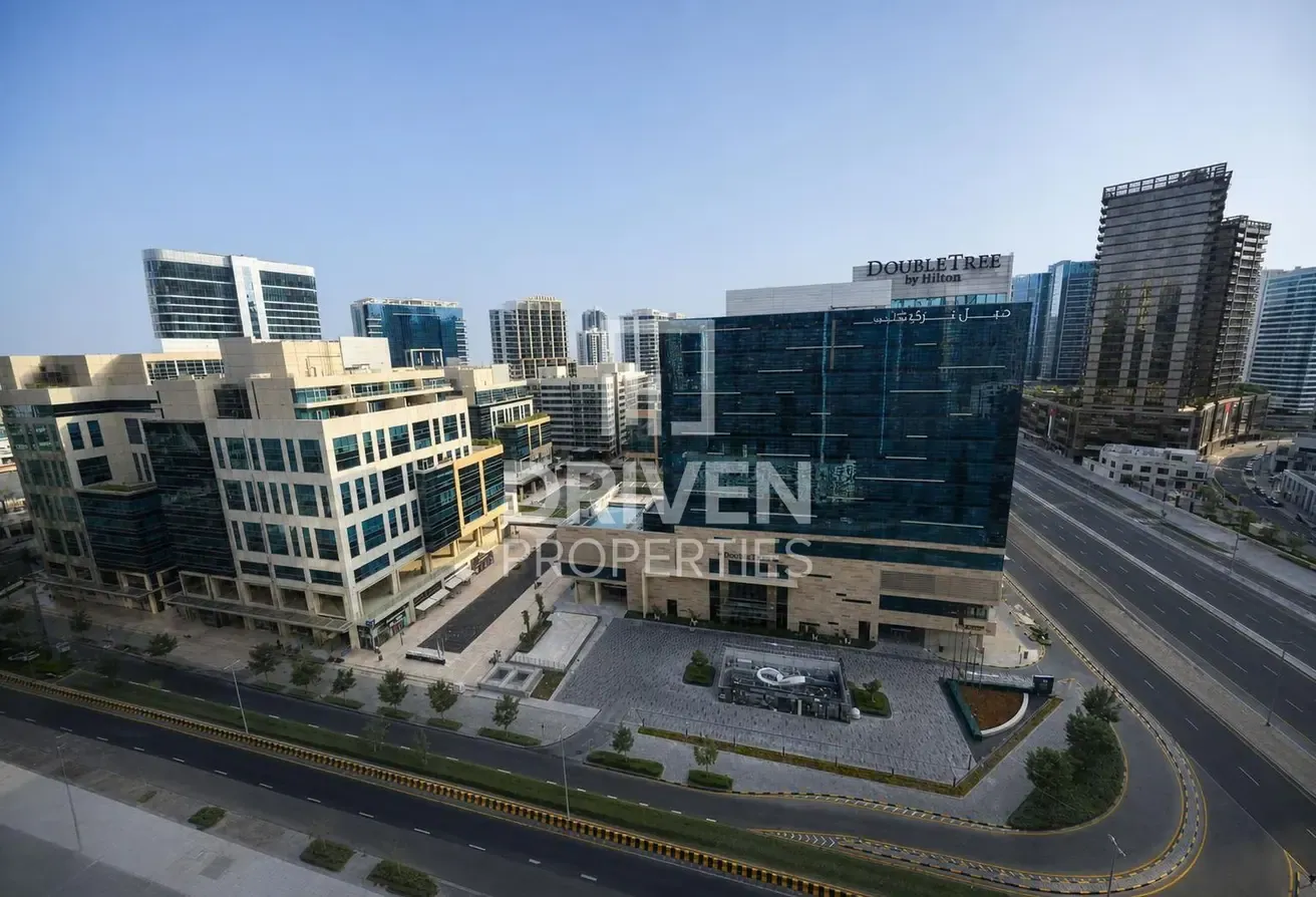 Furnished | Skyline View | Vacant | Prime Location