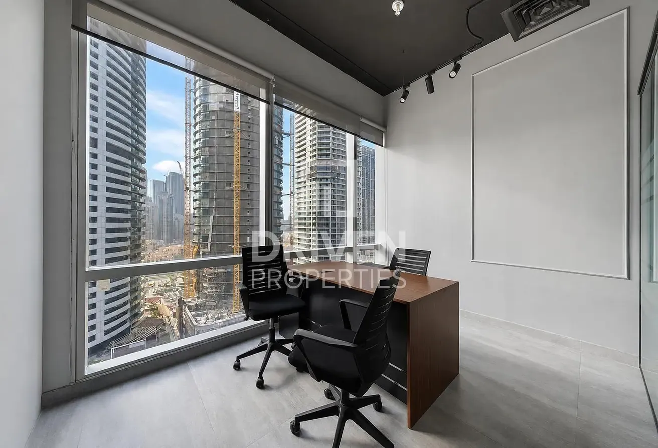 Fully Fitted Office | 8% ROI | Skyline View