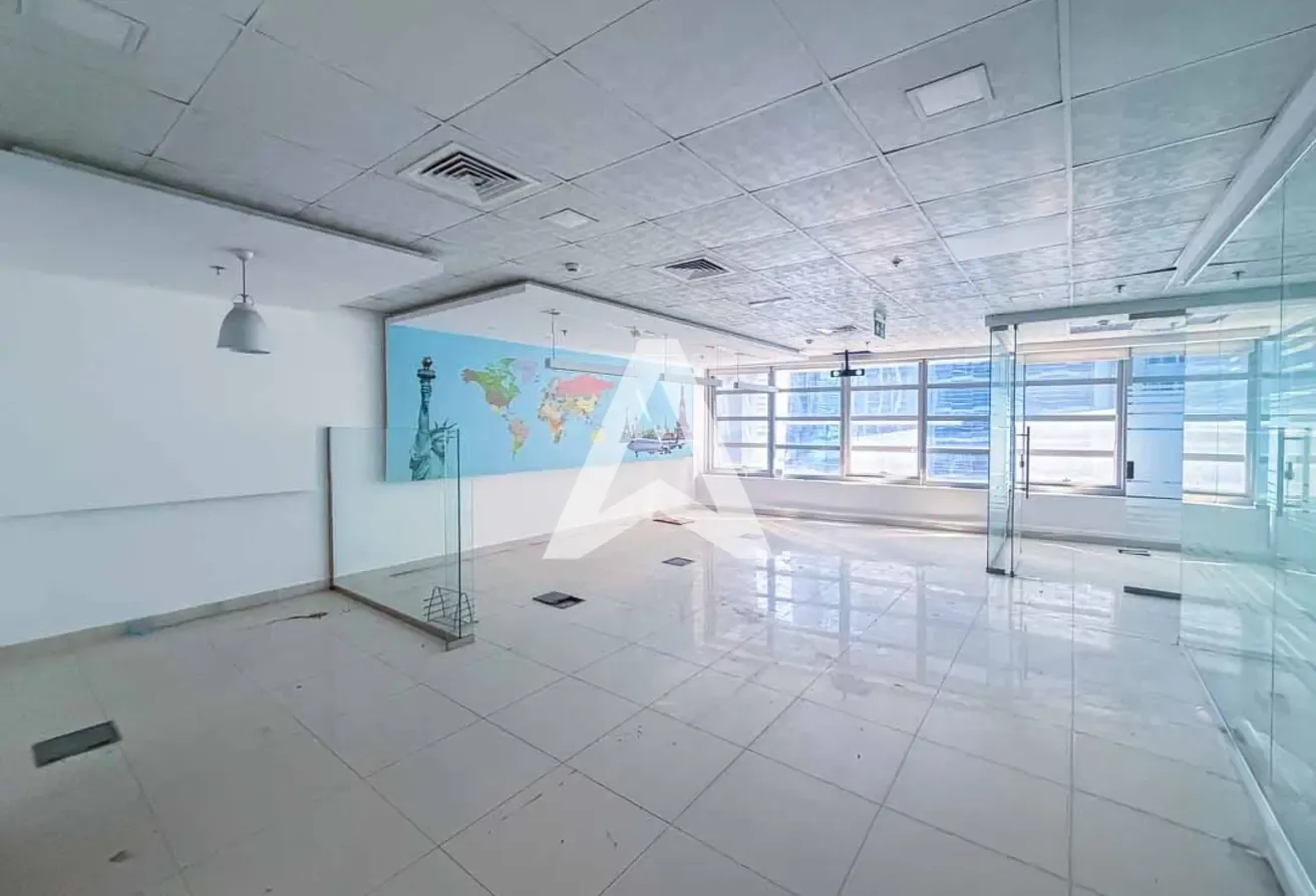 Partitioned Office | Walking Distance to Metro