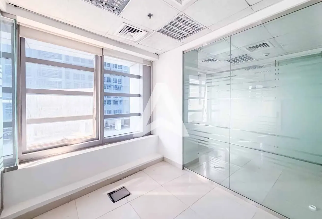 Partitioned Office | Walking Distance to Metro