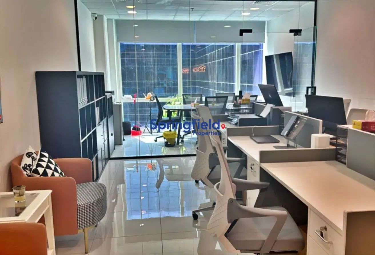 Fully furnished|Ready to move in|Larger layout