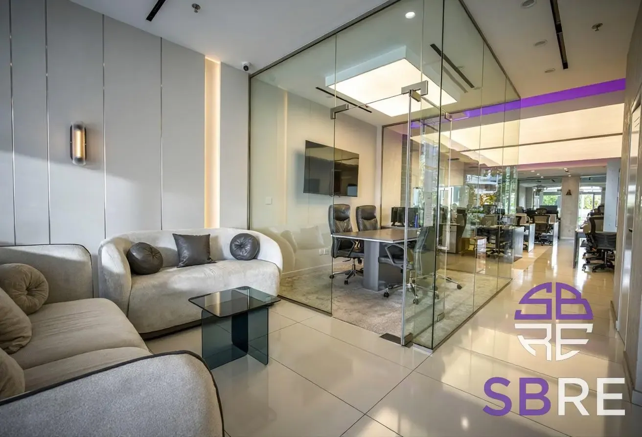 Distress Deal | Fitted | Park View