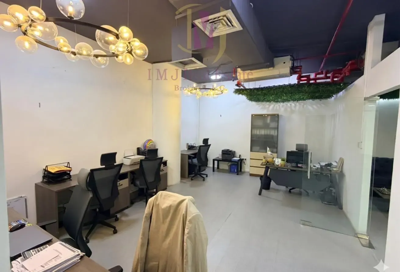 UNFURNISHED | 3 PARKING | HUGE LAYOUT | HIGH ROI